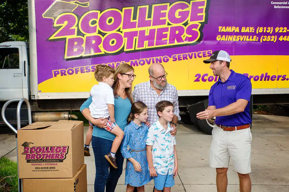 2 College Brothers Moving in Tampa FL